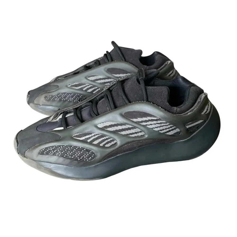 Adidas Yeezy 700 V3 Sneakers Men's Alvah Colorway Black Men's Athletic Size 13